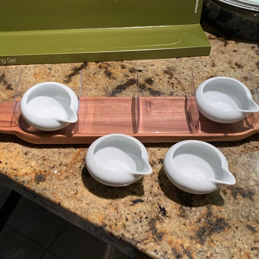 2003 Crate & Barrel Wooden Server W/ 4 White Porcelain Bowls Sagaform